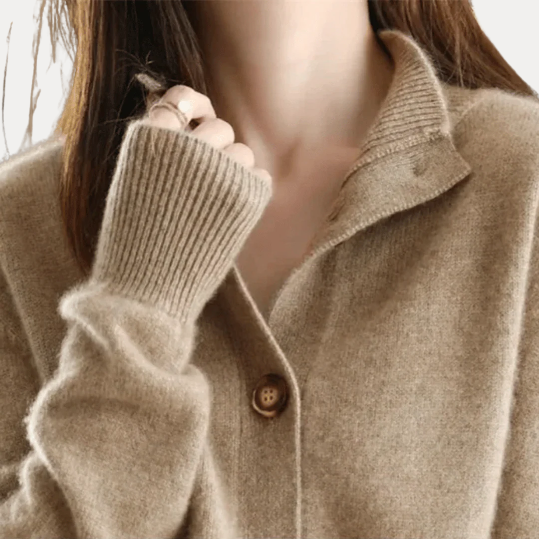 Isabelle | Classic Knit Cardigan