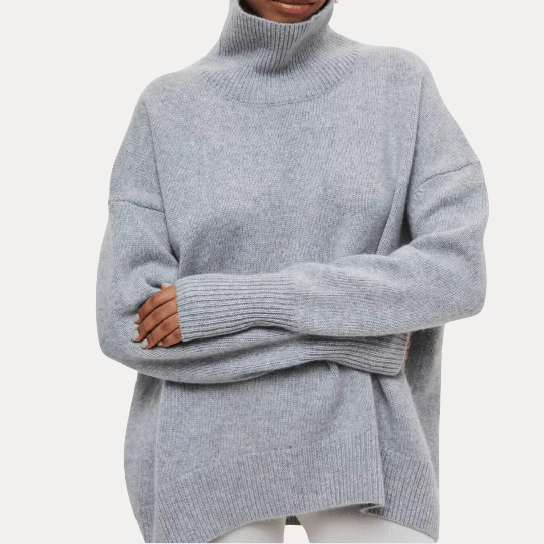 Vivienne | Oversized Turtleneck Sweater