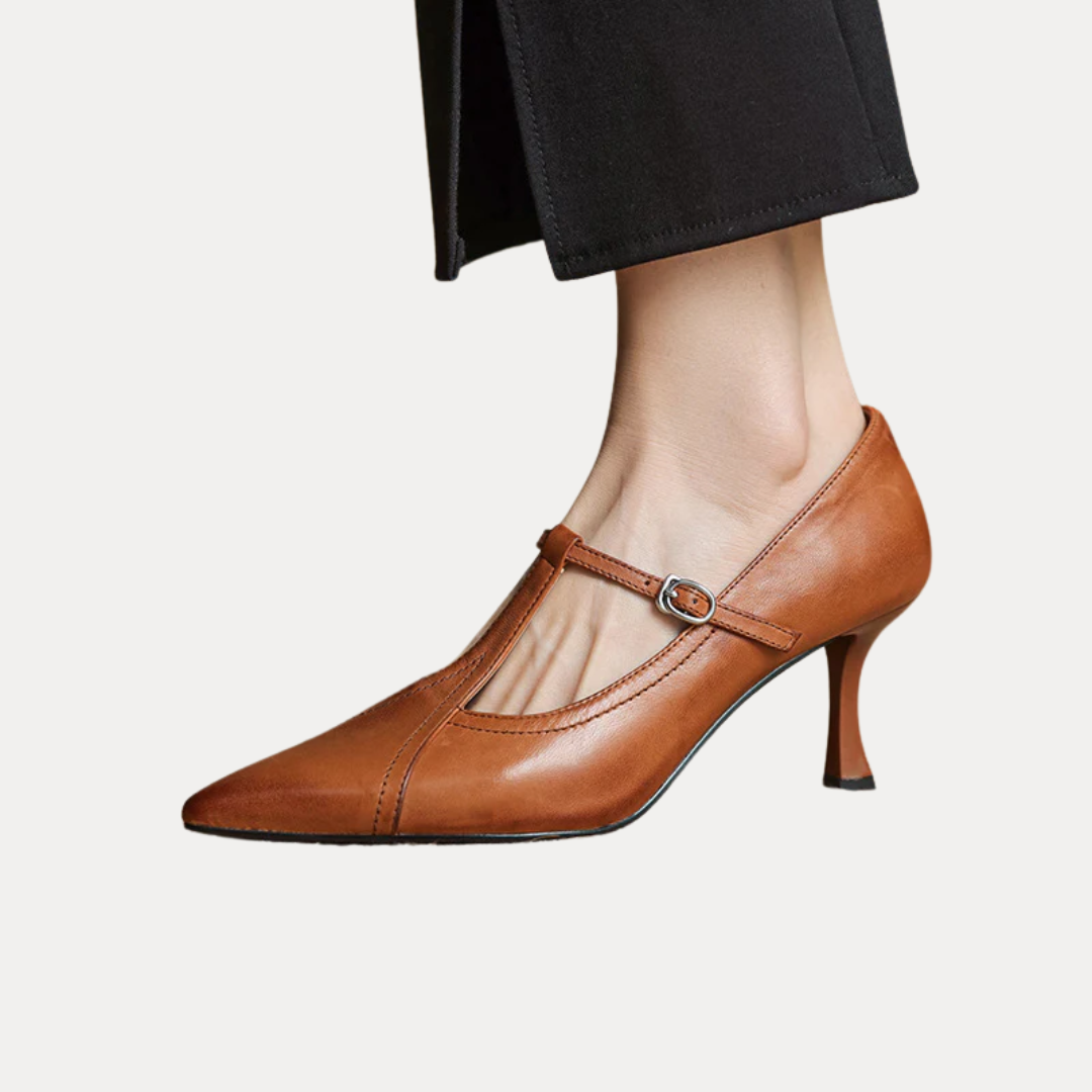 Vivienne | Vintage T-Strap Pumps
