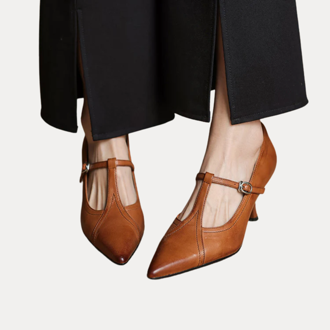 Vivienne | Vintage T-Strap Pumps